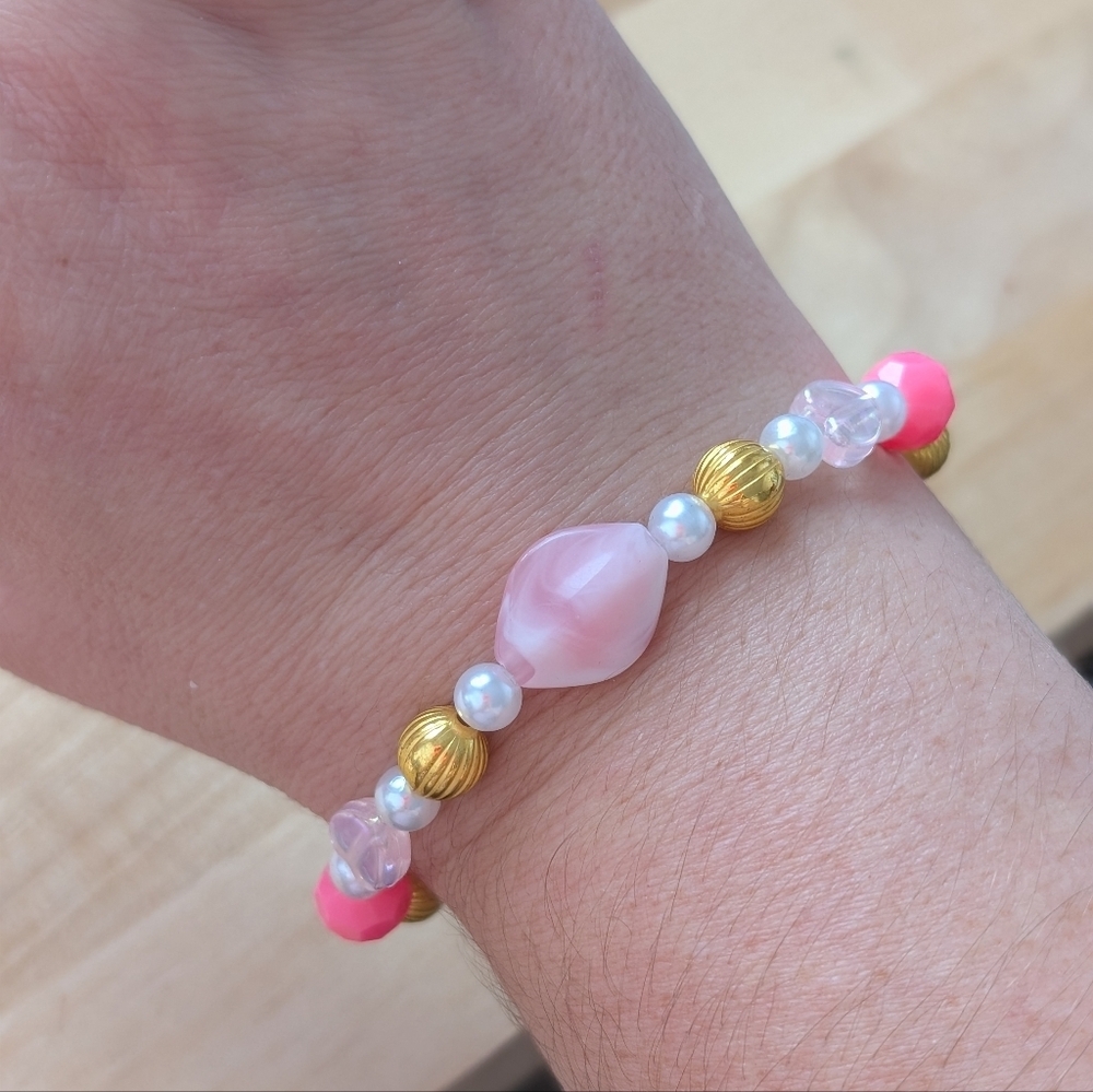 Pink and Gold Beaded Stretch Bracelet - Picture 4 of 4